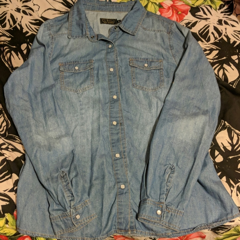 🌴 Lightweight Denim Button Shirt BOGO sale